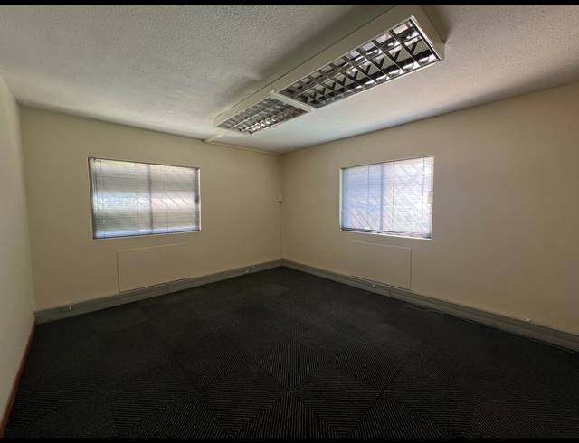 90M² OFFICE TO LET IN ALLEN'S NEK